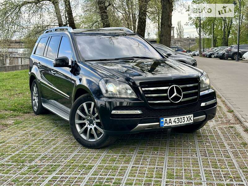 Позашляховик / Кросовер Mercedes-Benz GL-Class 2011 в Києві