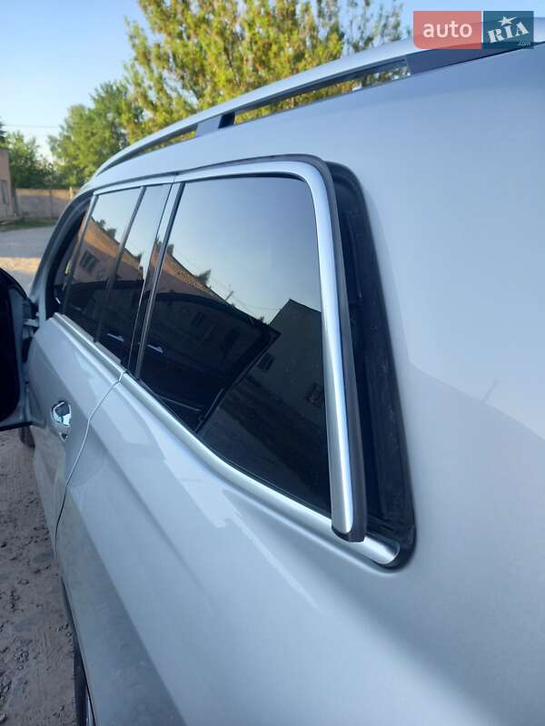 Внедорожник / Кроссовер Mercedes-Benz GL-Class 2013 в Дубно фото 5 Внедорожник / Кроссовер Mercedes-Benz GL-Class 2013 в Дубно