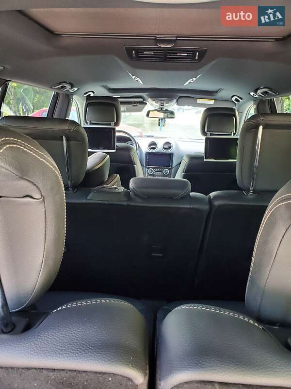 Внедорожник / Кроссовер Mercedes-Benz GL-Class 2011 в Черновцах