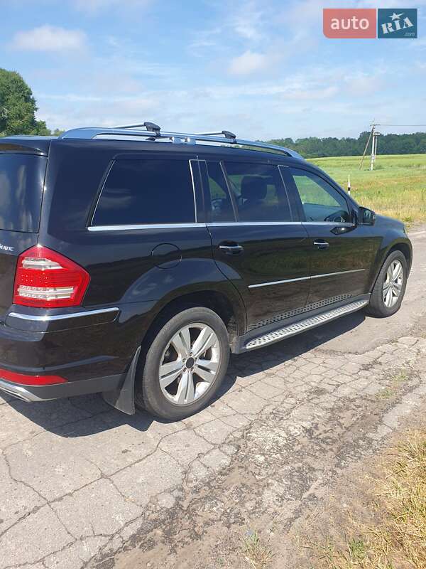 Позашляховик / Кросовер Mercedes-Benz GL-Class 2010 в Одесі