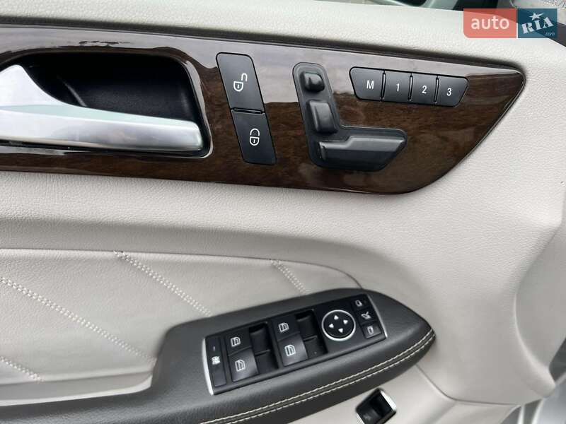 Позашляховик / Кросовер Mercedes-Benz GL-Class 2015 в Харкові