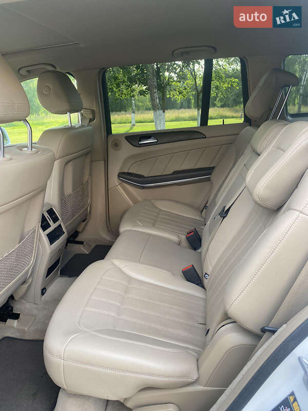 Внедорожник / Кроссовер Mercedes-Benz GL-Class 2014 в Ровно фото 20 Внедорожник / Кроссовер Mercedes-Benz GL-Class 2014 в Ровно