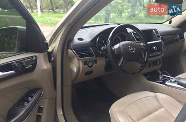 Позашляховик / Кросовер Mercedes-Benz GL-Class 2012 в 