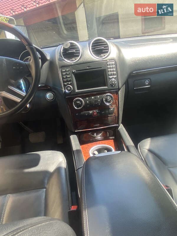 Внедорожник / Кроссовер Mercedes-Benz GL-Class 2009 в Черновцах