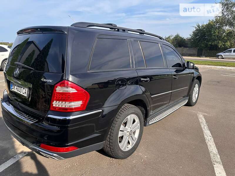 Позашляховик / Кросовер Mercedes-Benz GL-Class 2007 в Сарнах