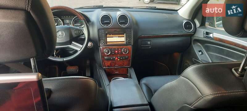 Внедорожник / Кроссовер Mercedes-Benz GL-Class 2011 в Звягеле фото 8 Внедорожник / Кроссовер Mercedes-Benz GL-Class 2011 в Звягеле