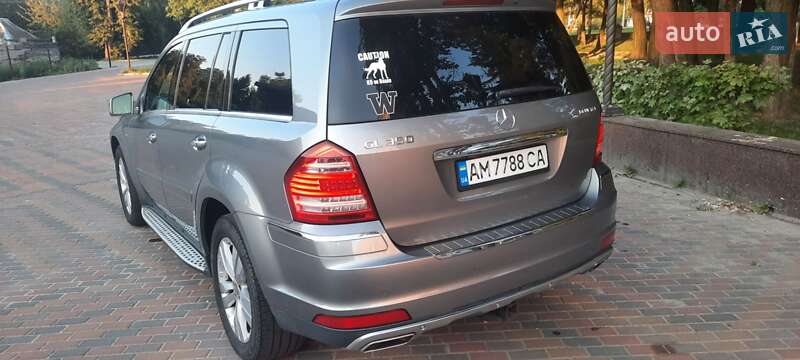 Внедорожник / Кроссовер Mercedes-Benz GL-Class 2011 в Звягеле фото 6 Внедорожник / Кроссовер Mercedes-Benz GL-Class 2011 в Звягеле