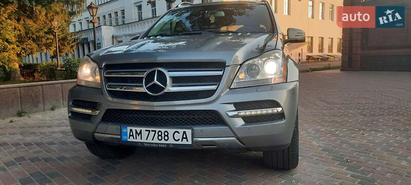 Mercedes-Benz GL-Class 2011