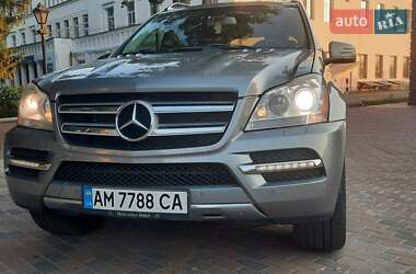 Позашляховик / Кросовер Mercedes-Benz GL-Class 2011 в 