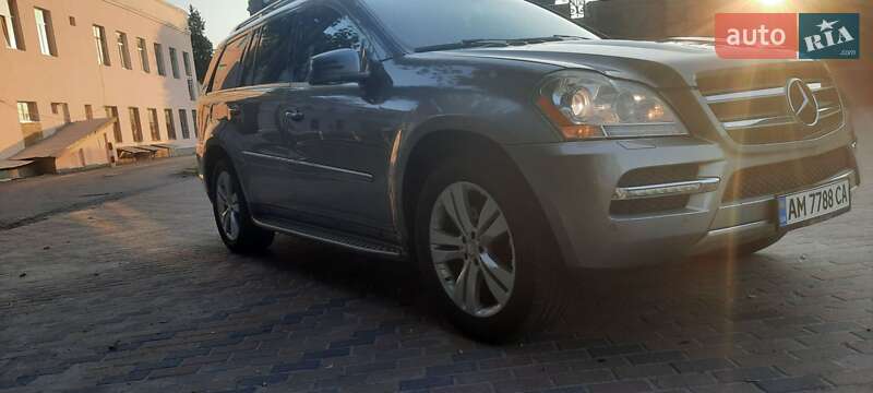 Внедорожник / Кроссовер Mercedes-Benz GL-Class 2011 в Звягеле фото 16 Внедорожник / Кроссовер Mercedes-Benz GL-Class 2011 в Звягеле