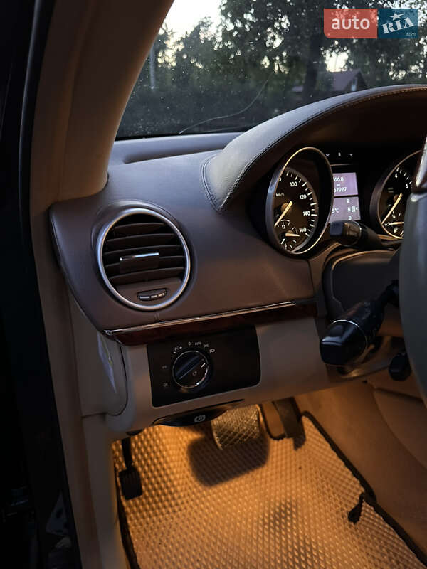 Внедорожник / Кроссовер Mercedes-Benz GL-Class 2012 в Киеве