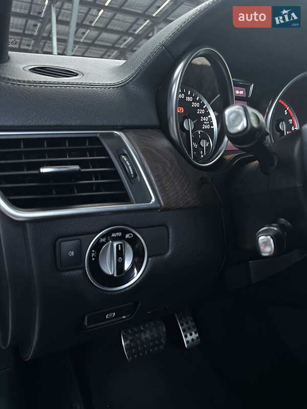 Внедорожник / Кроссовер Mercedes-Benz GL-Class 2013 в Львове фото 13 Внедорожник / Кроссовер Mercedes-Benz GL-Class 2013 в Львове