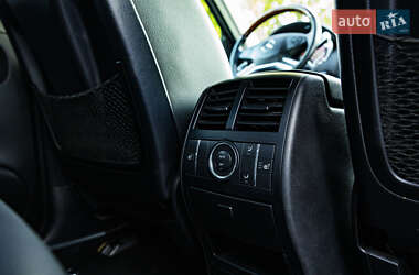 Внедорожник / Кроссовер Mercedes-Benz GL-Class 2011 в 