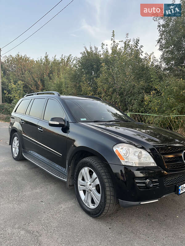 Внедорожник / Кроссовер Mercedes-Benz GL-Class 2007 в Вишневом