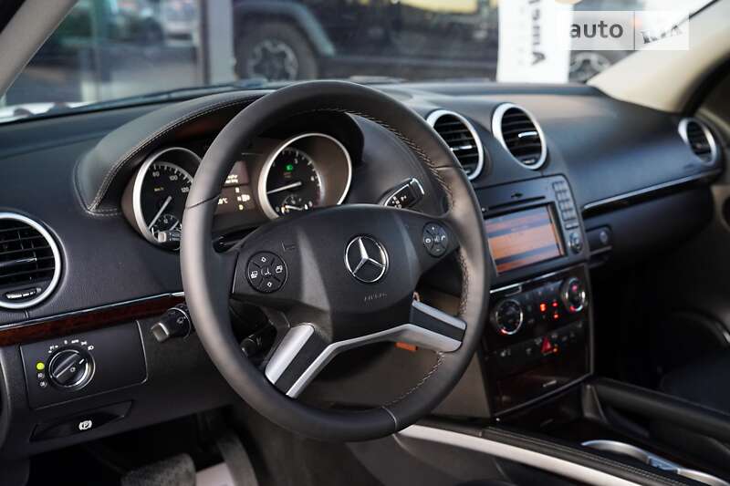 Внедорожник / Кроссовер Mercedes-Benz GL-Class 2010 в Черновцах фото 12 Внедорожник / Кроссовер Mercedes-Benz GL-Class 2010 в Черновцах