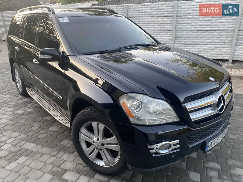 Mercedes-Benz GL-Class