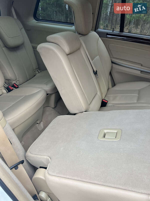 Позашляховик / Кросовер Mercedes-Benz GL-Class 2011 в Рівному
