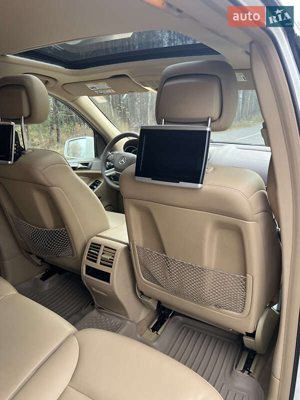 Позашляховик / Кросовер Mercedes-Benz GL-Class 2011 в Рівному