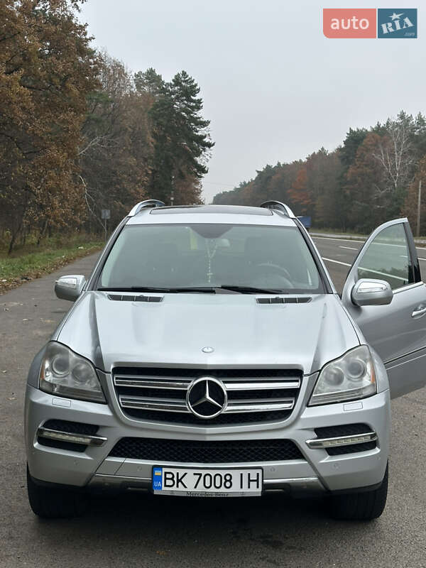 Внедорожник / Кроссовер Mercedes-Benz GL-Class 2010 в Ровно