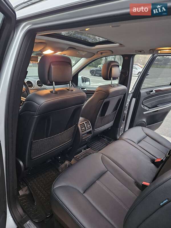 Позашляховик / Кросовер Mercedes-Benz GL-Class 2011 в Мукачевому