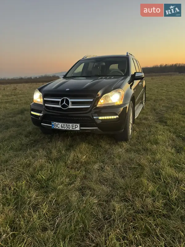 Mercedes-Benz GL-Class