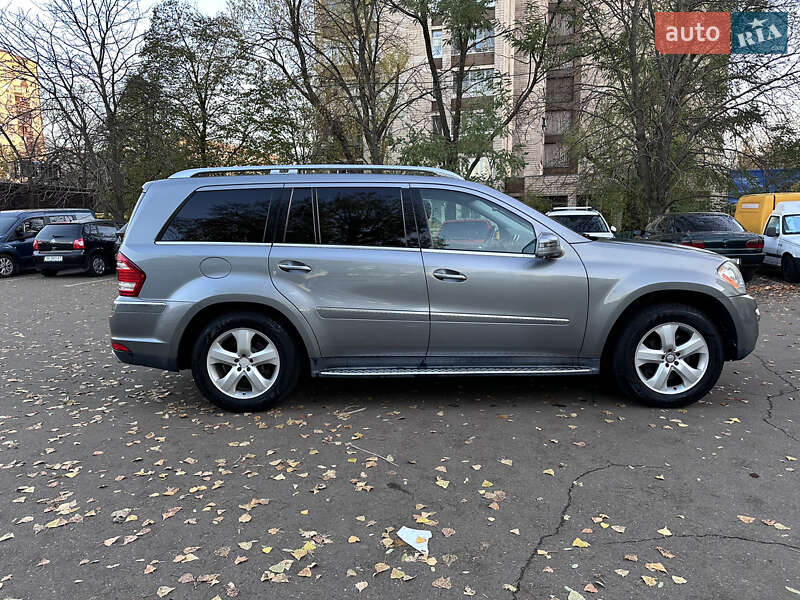 Внедорожник / Кроссовер Mercedes-Benz GL-Class 2010 в Киеве