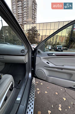 Позашляховик / Кросовер Mercedes-Benz GL-Class 2010 в 