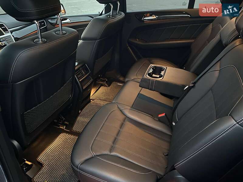 Позашляховик / Кросовер Mercedes-Benz GL-Class 2015 в Луцьку
