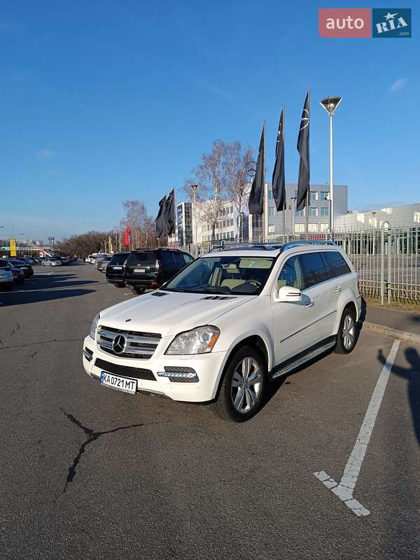Mercedes-Benz GL-Class 2010