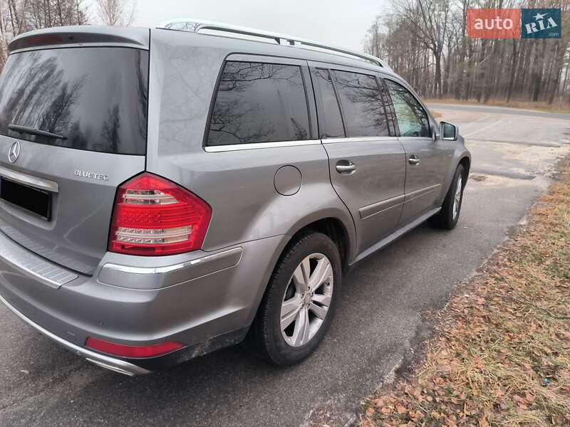 Внедорожник / Кроссовер Mercedes-Benz GL-Class 2012 в Киеве фото 23 Внедорожник / Кроссовер Mercedes-Benz GL-Class 2012 в Киеве