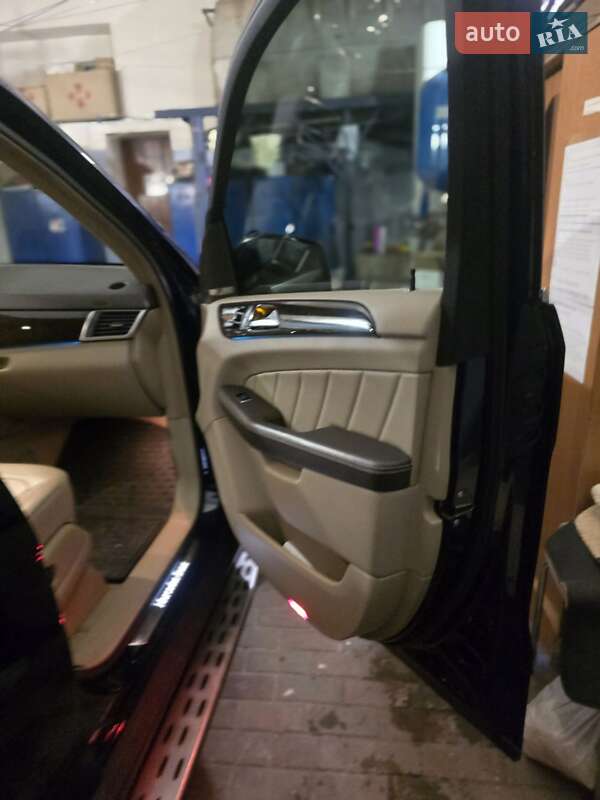 Позашляховик / Кросовер Mercedes-Benz GL-Class 2014 в Шостці