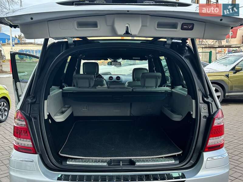 Внедорожник / Кроссовер Mercedes-Benz GL-Class 2010 в Киеве