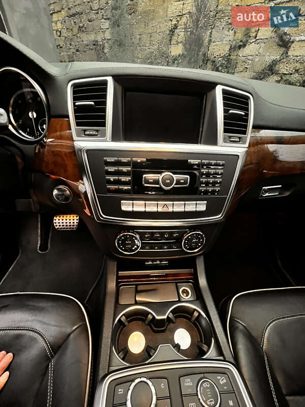Позашляховик / Кросовер Mercedes-Benz GL-Class 2013 в Одесі фото 23 Позашляховик / Кросовер Mercedes-Benz GL-Class 2013 в Одесі