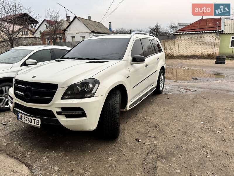 Внедорожник / Кроссовер Mercedes-Benz GL-Class 2012 в 