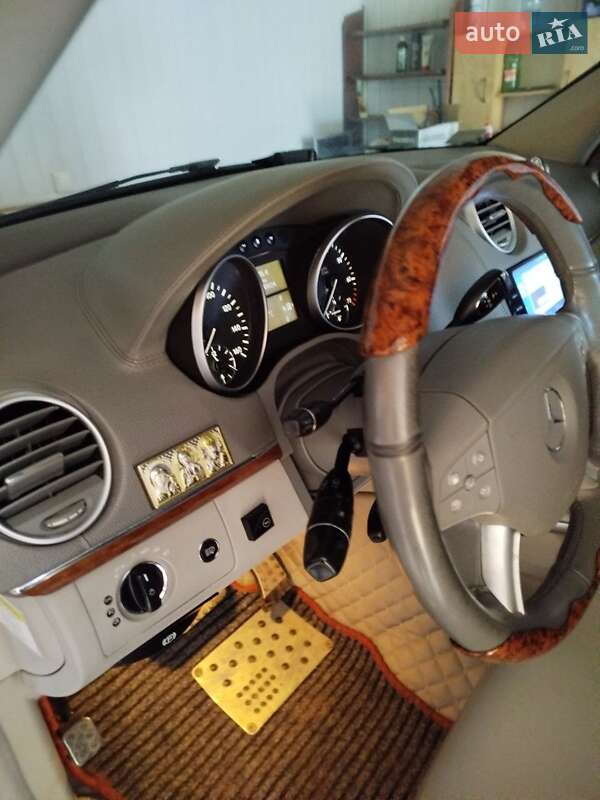 Внедорожник / Кроссовер Mercedes-Benz GL-Class 2006 в Каменец-Подольском