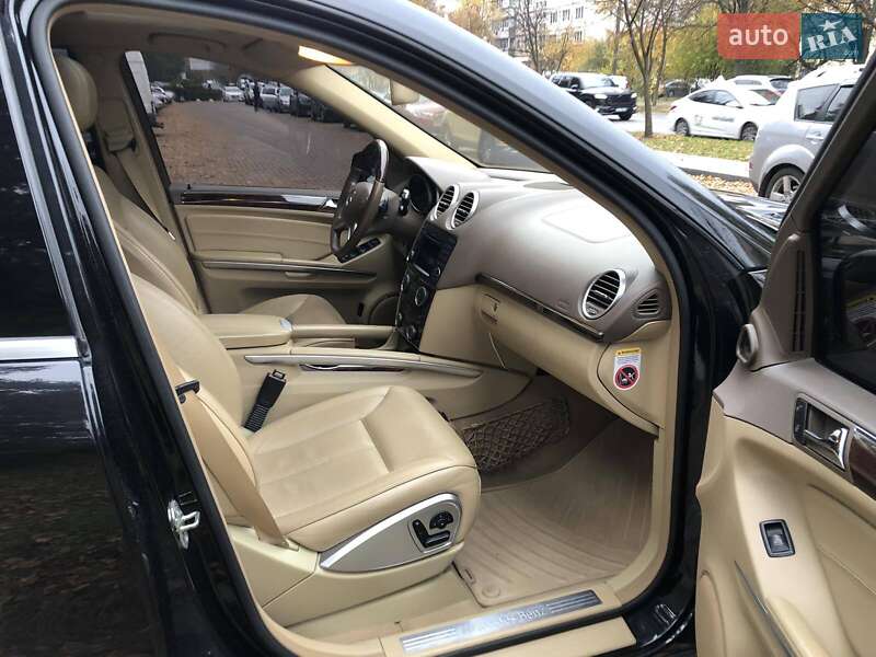 Внедорожник / Кроссовер Mercedes-Benz GL-Class 2010 в Хмельницком