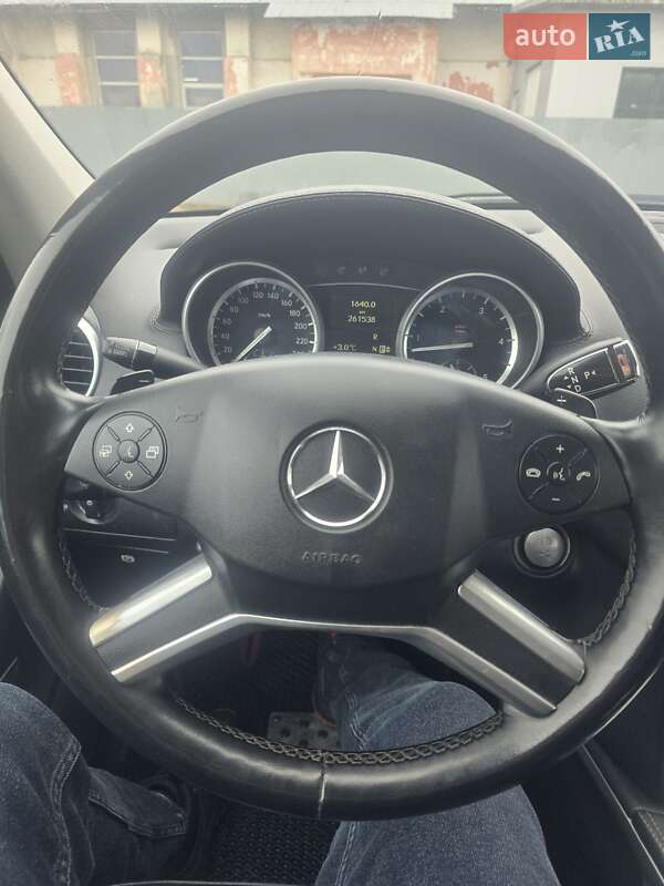 Внедорожник / Кроссовер Mercedes-Benz GL-Class 2010 в Меденичах