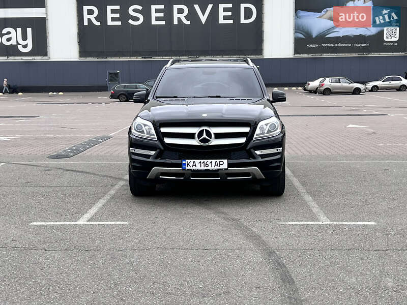Mercedes-Benz GL-Class 2012
