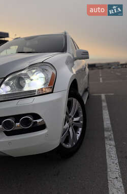 Позашляховик / Кросовер Mercedes-Benz GL-Class 2010 в 