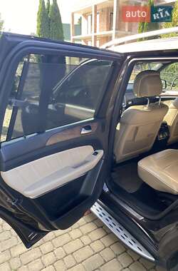 Позашляховик / Кросовер Mercedes-Benz GL-Class 2013 в 