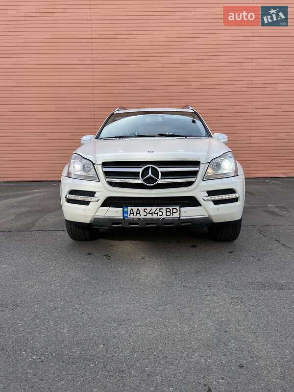 Внедорожник / Кроссовер Mercedes-Benz GL-Class 2010 в Киеве фото 4 Внедорожник / Кроссовер Mercedes-Benz GL-Class 2010 в Киеве