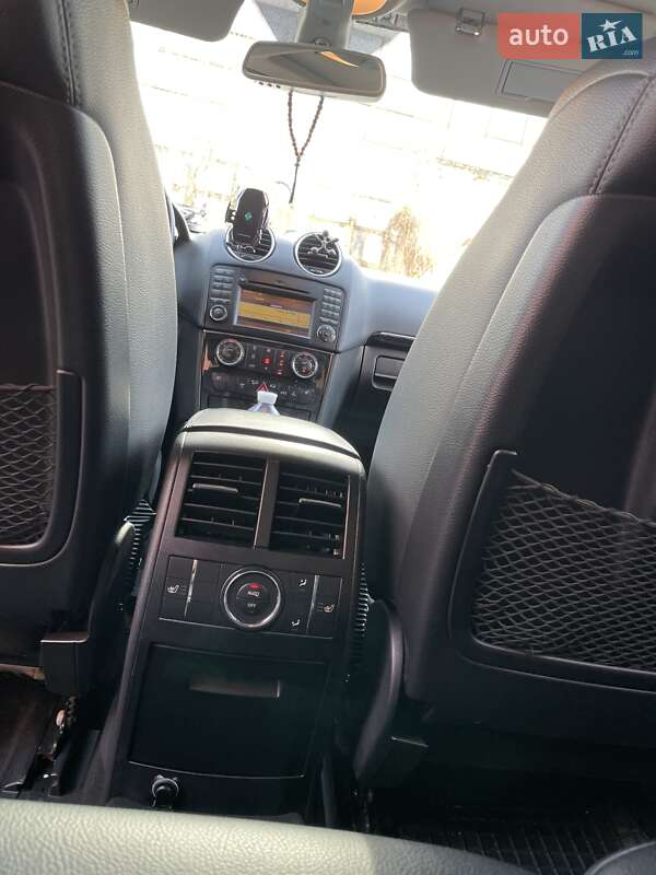 Внедорожник / Кроссовер Mercedes-Benz GL-Class 2010 в Киеве фото 18 Внедорожник / Кроссовер Mercedes-Benz GL-Class 2010 в Киеве