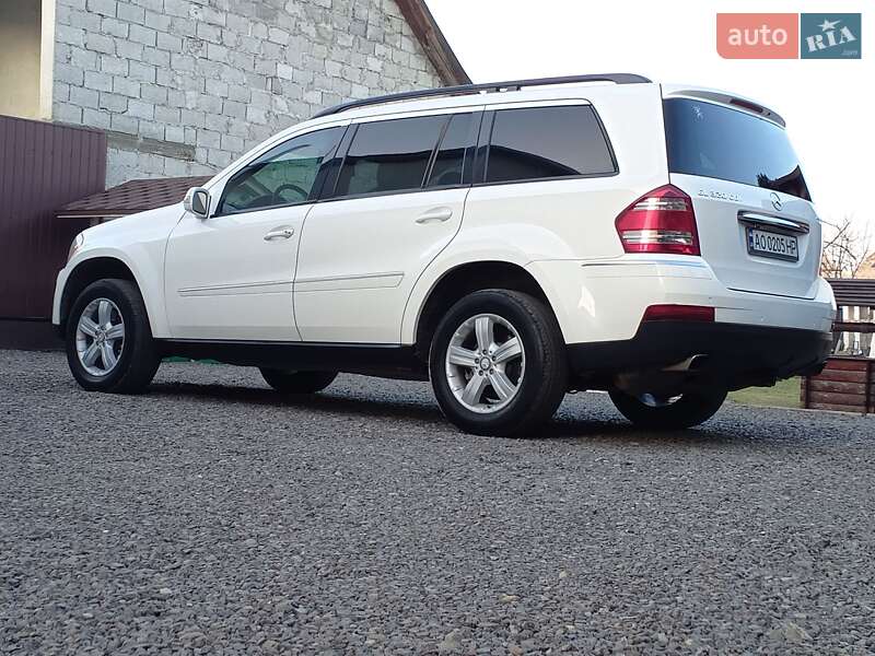 Позашляховик / Кросовер Mercedes-Benz GL-Class 2006 в Хусті