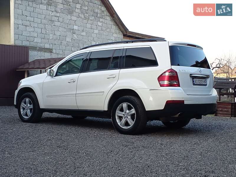 Позашляховик / Кросовер Mercedes-Benz GL-Class 2006 в Хусті