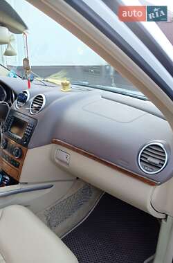 Внедорожник / Кроссовер Mercedes-Benz GL-Class 2006 в 