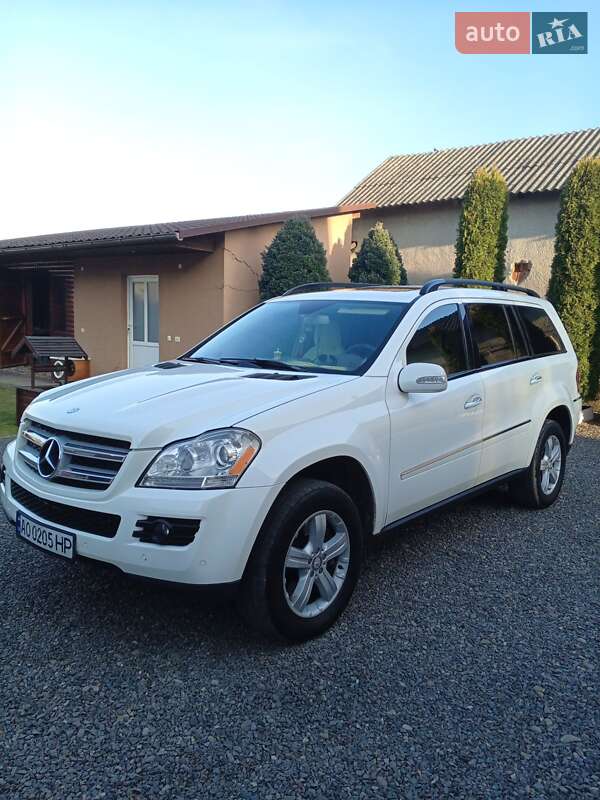 Позашляховик / Кросовер Mercedes-Benz GL-Class 2006 в Хусті