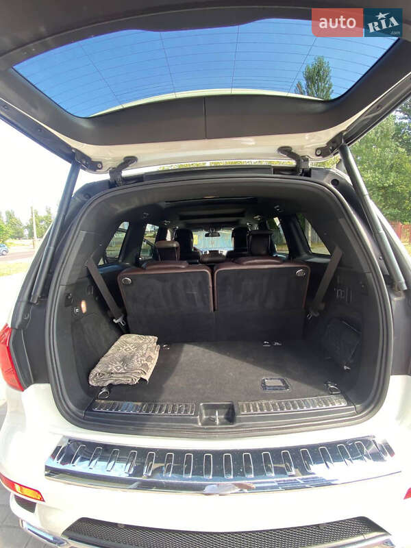 Внедорожник / Кроссовер Mercedes-Benz GL-Class 2013 в Черкассах фото 9 Внедорожник / Кроссовер Mercedes-Benz GL-Class 2013 в Черкассах