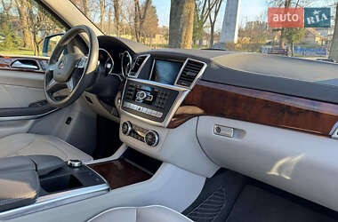Внедорожник / Кроссовер Mercedes-Benz GL-Class 2013 в 