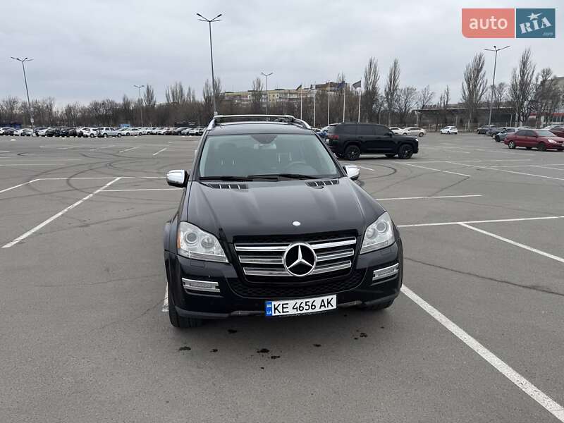 Внедорожник / Кроссовер Mercedes-Benz GL-Class 2010 в 