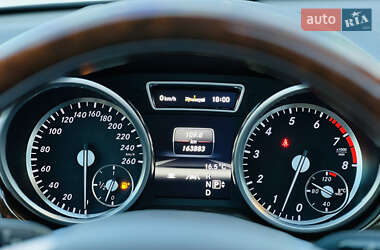 Внедорожник / Кроссовер Mercedes-Benz GL-Class 2012 в 
